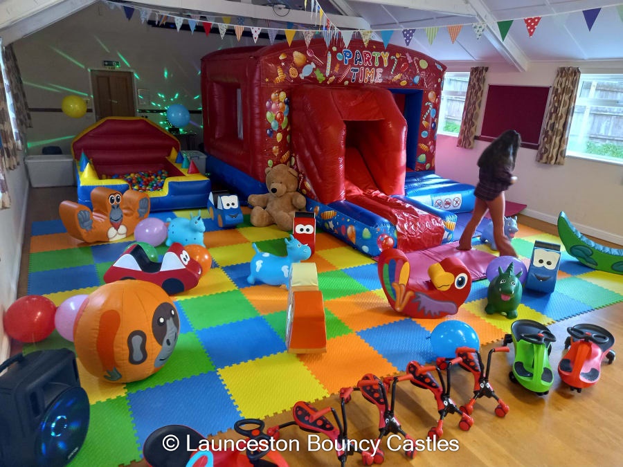 RAZZLE DAZZLE MEGA PARTY - Hire in exeter holsworthy st austell ...